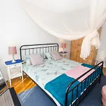 Molo View Apartman *