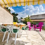 Apartman Molo View